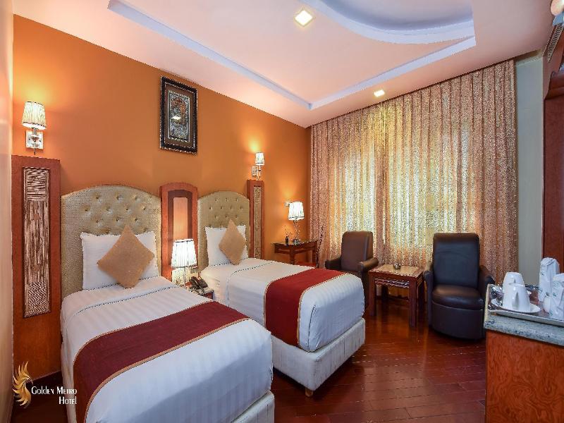 Golden Metro Hotel image
