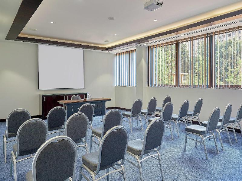 Holiday Inn Hotel Suites Cairo Maadi By Ihg image