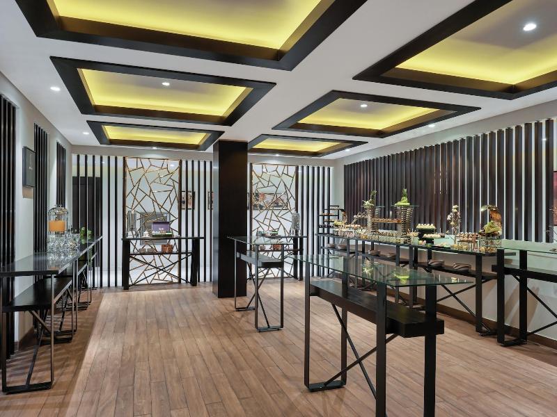 Holiday Inn Hotel Suites Cairo Maadi By Ihg image