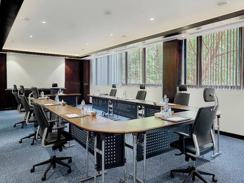 Holiday Inn Hotel Suites Cairo Maadi By Ihg image