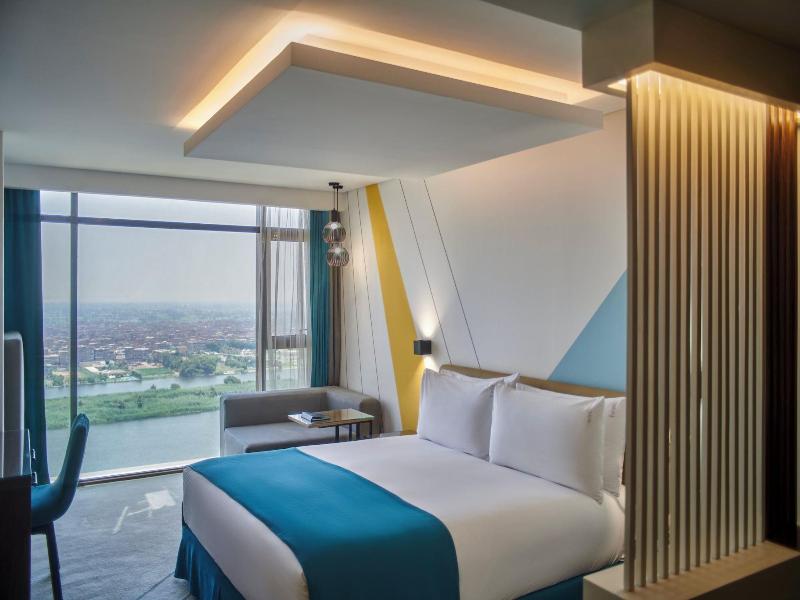 Holiday Inn Hotel Suites Cairo Maadi By Ihg image