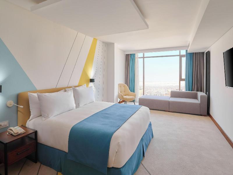 Holiday Inn Hotel Suites Cairo Maadi By Ihg image