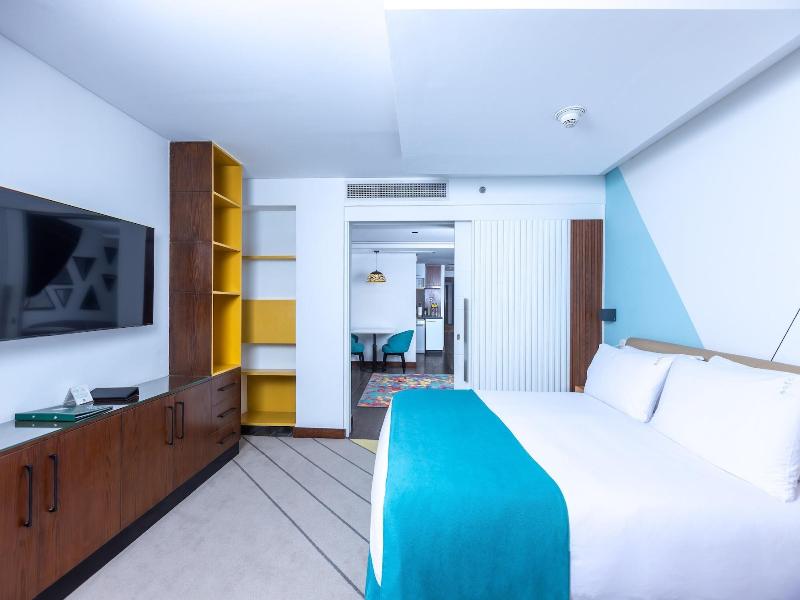Holiday Inn Hotel Suites Cairo Maadi By Ihg image