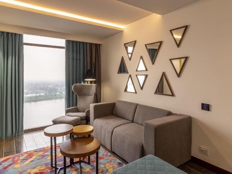Holiday Inn Hotel Suites Cairo Maadi By Ihg image