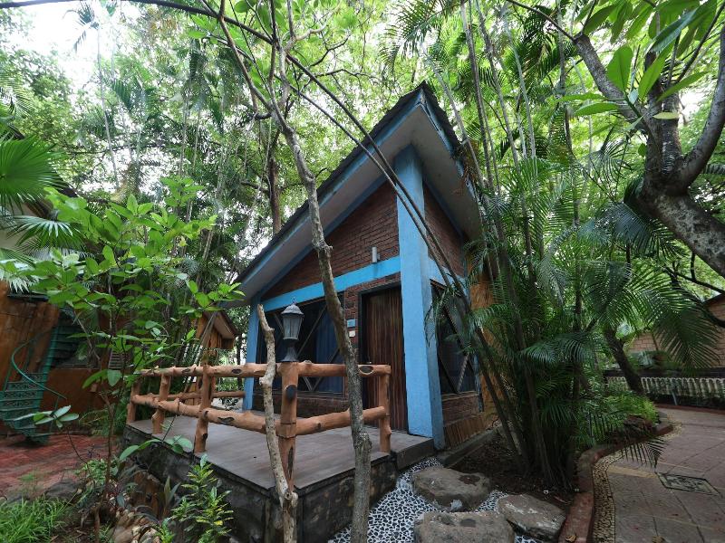 Aayush Resort Karjat image