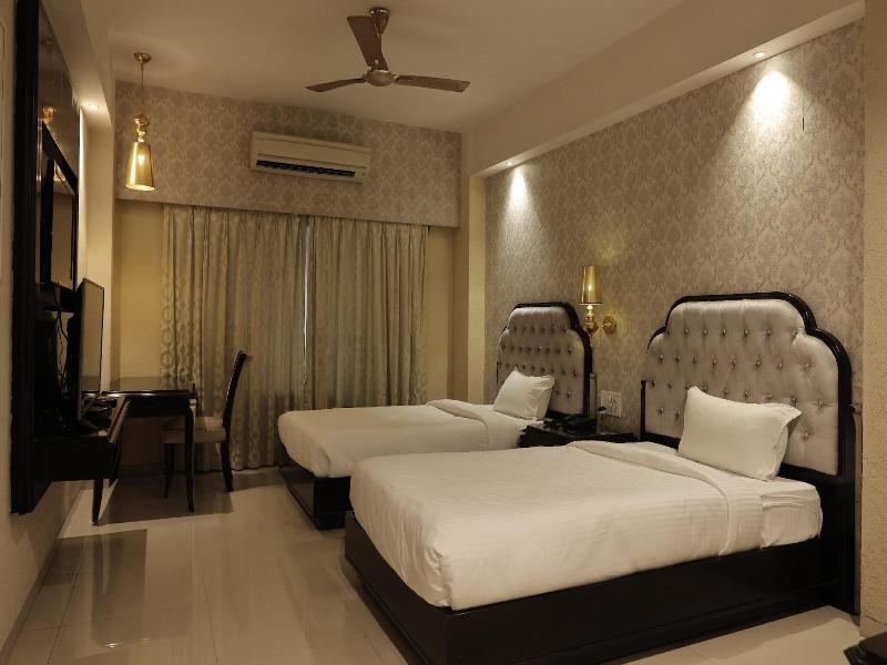 Aayush Resort Karjat image