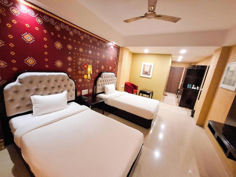 Aayush Resort Karjat image