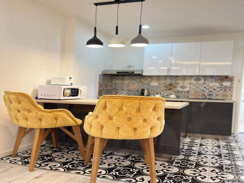 Zemilo Hotel Apartment image