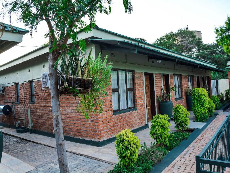 Premier Guest Lodge