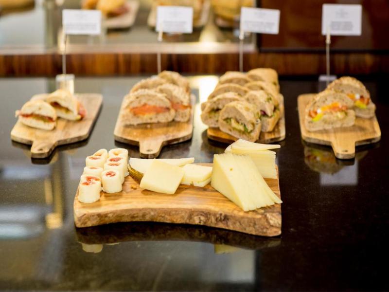 Tres Reyes Pamplona image