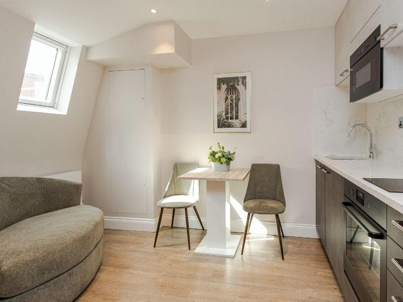 Cleveland Residences Farringdon image