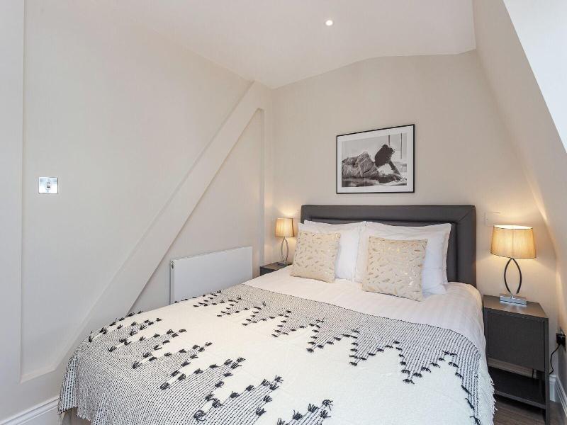 Cleveland Residences Farringdon image