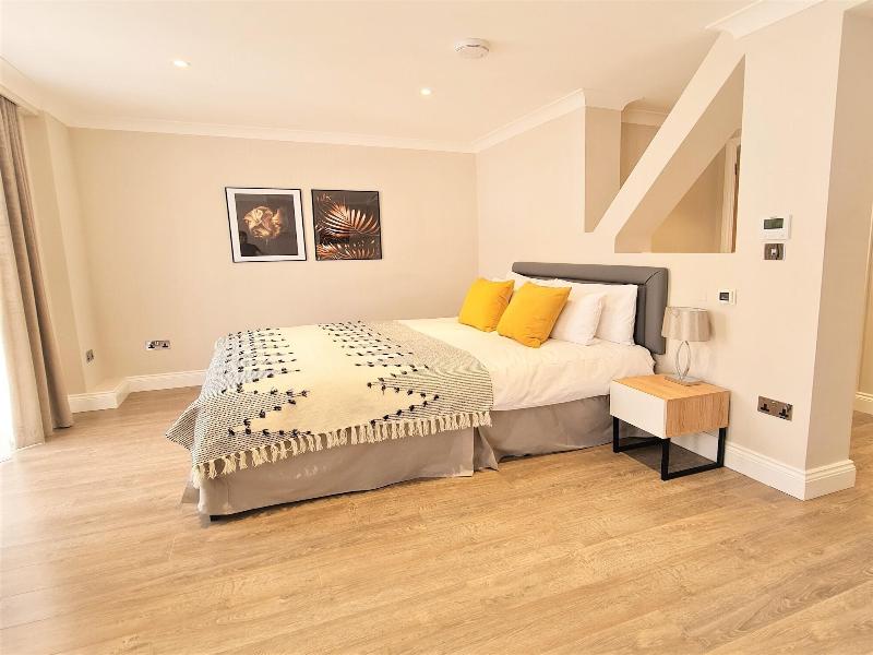 Cleveland Residences Farringdon image