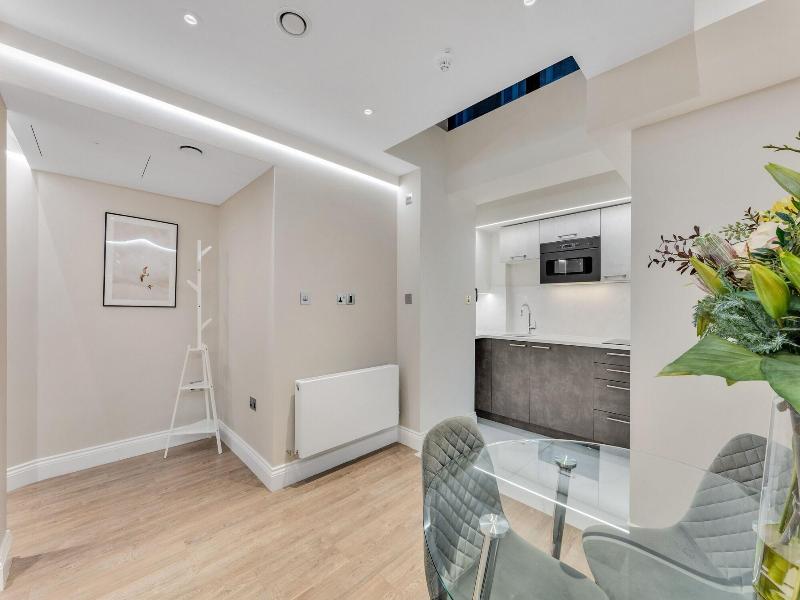 Cleveland Residences Farringdon image
