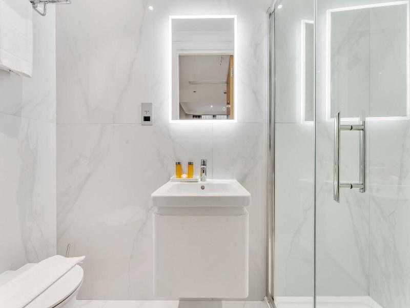 Cleveland Residences Farringdon image