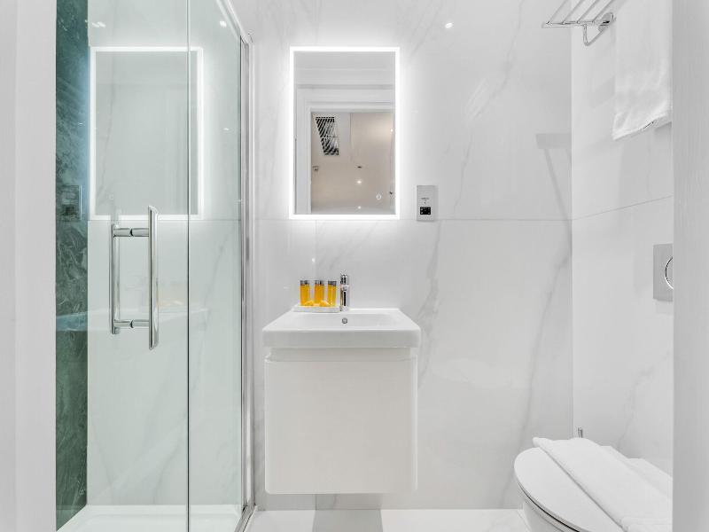 Cleveland Residences Farringdon image