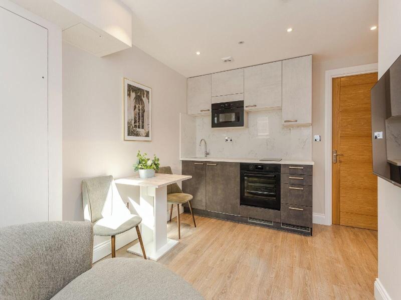 Cleveland Residences Farringdon image