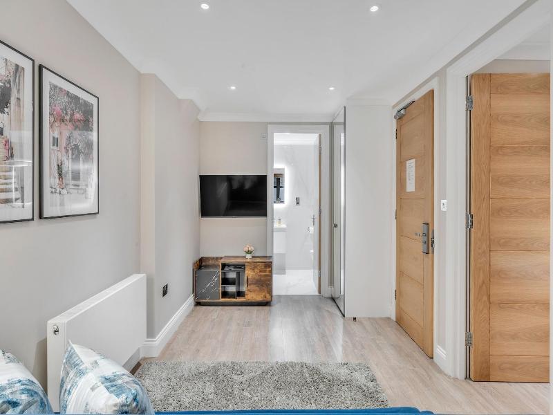 Cleveland Residences Farringdon image