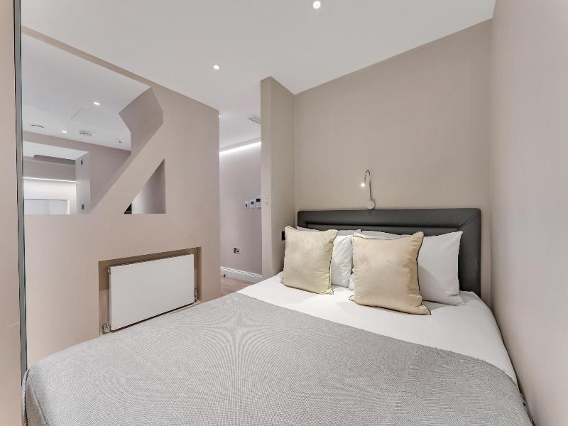 Cleveland Residences Farringdon image