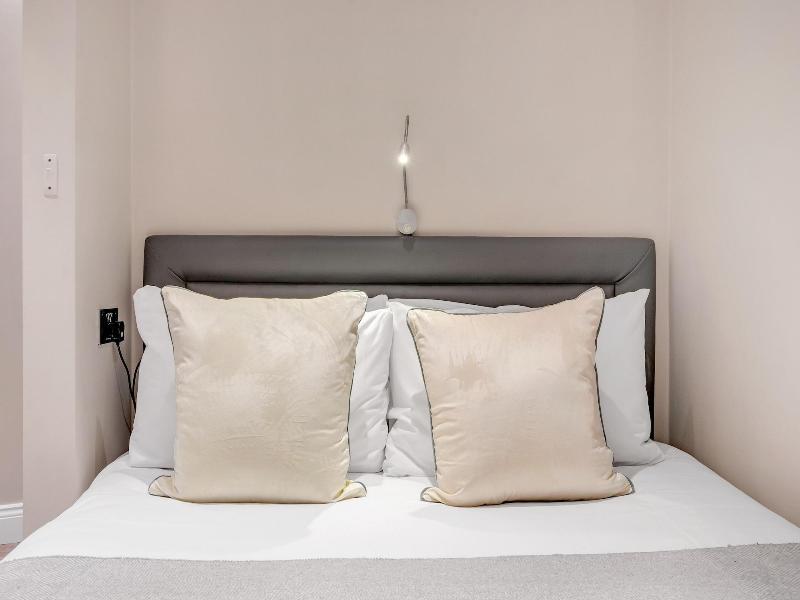 Cleveland Residences Farringdon image