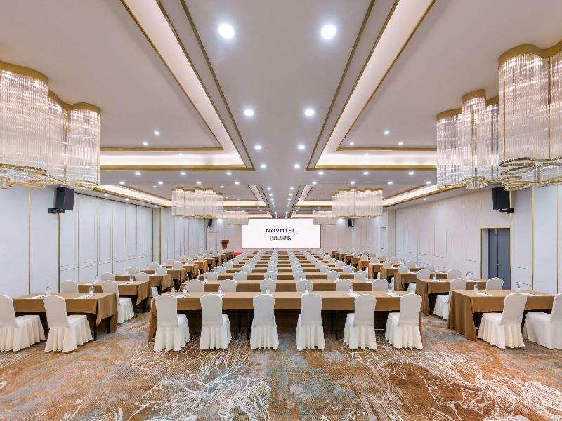Novotel Wuxi Sanyang Plaza image