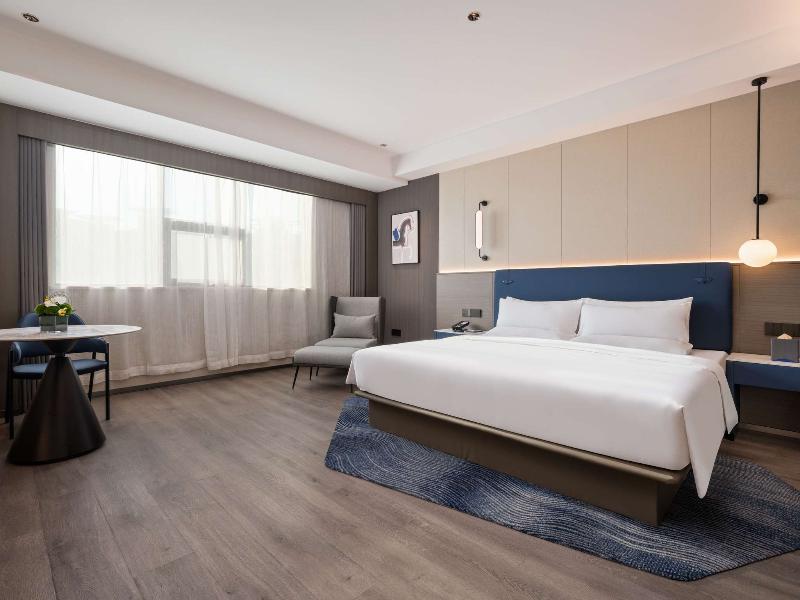 Novotel Wuxi Sanyang Plaza image