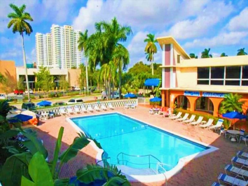 Bposhtels Hollywood Florida image