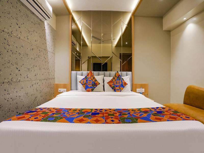 Fabhotel Springs Lodging image