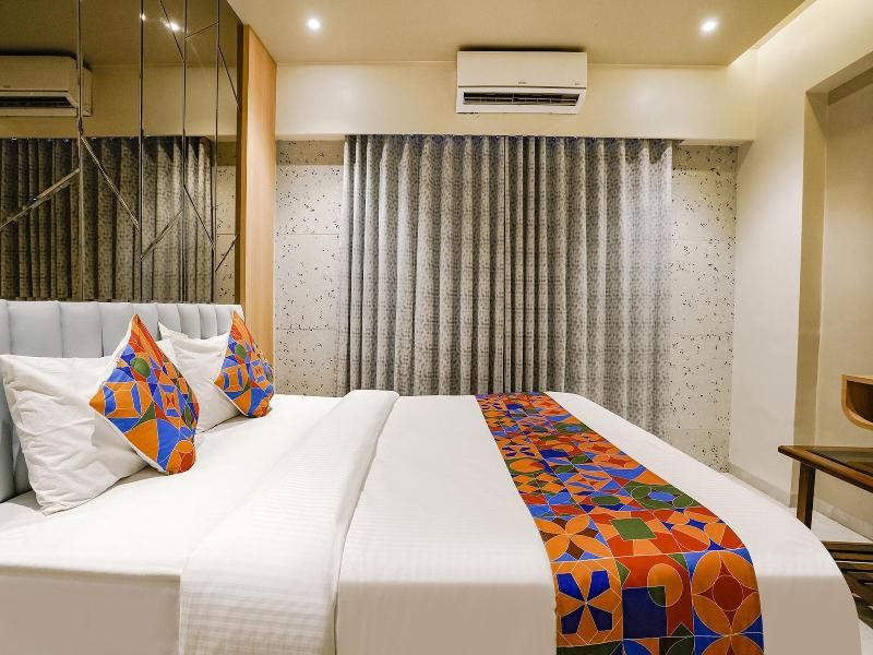 Fabhotel Springs Lodging image