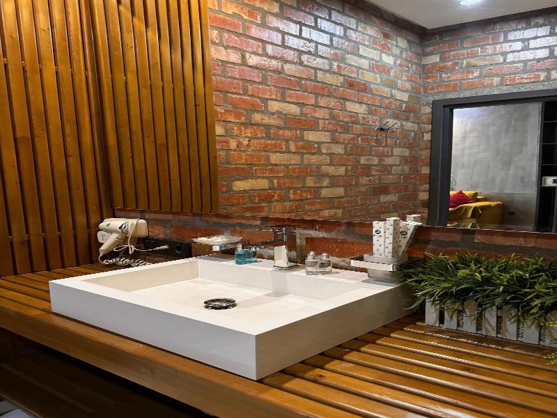 Bugu Hotel image
