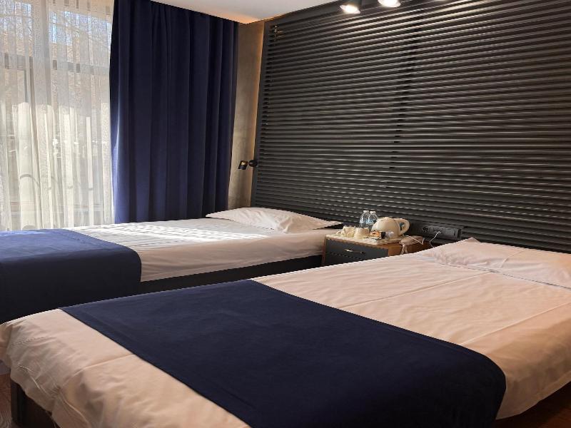 Bugu Hotel image
