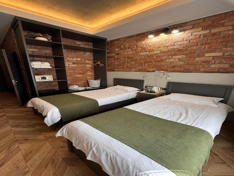 Bugu Hotel image