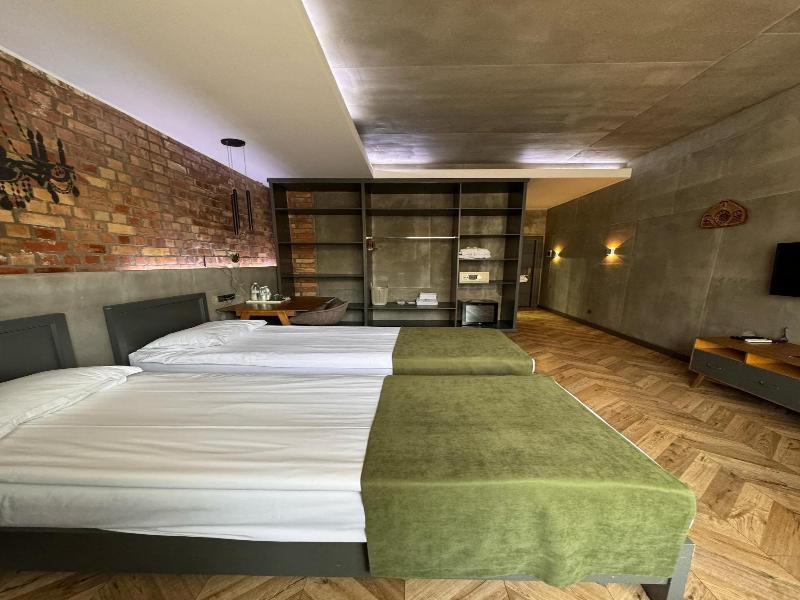 Bugu Hotel image