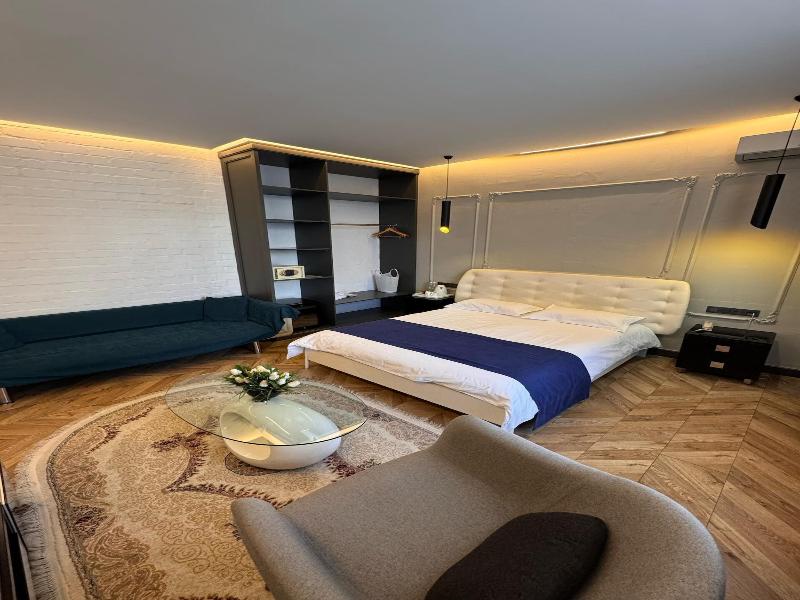 Bugu Hotel image