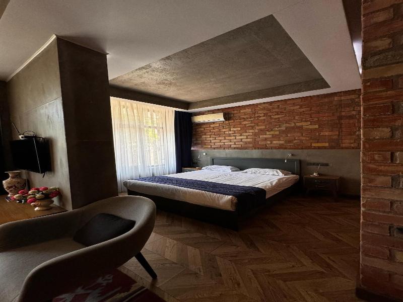 Bugu Hotel image