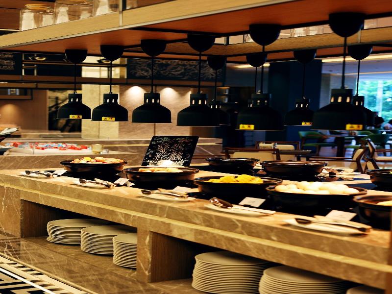 Huayu Wanfu Hotel image