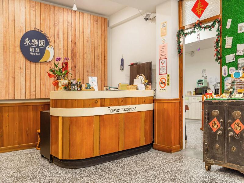 Forever Happiness Hostel image