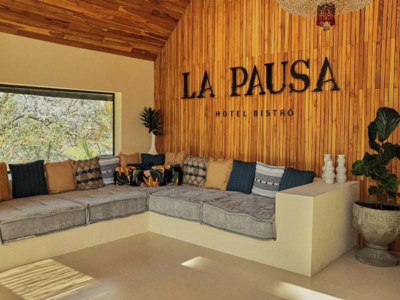 La Pausa Hotelbistro image