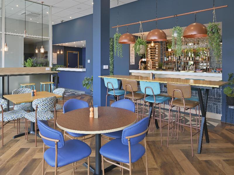 Travelodge Hatfield Central image