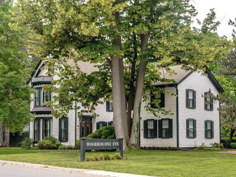 Woodbourne Inn image