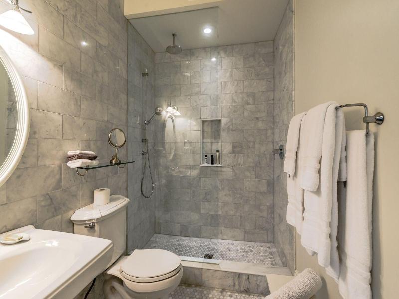 Woodbourne Inn image