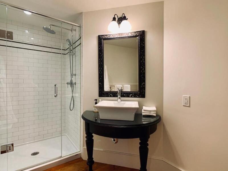 Woodbourne Inn image