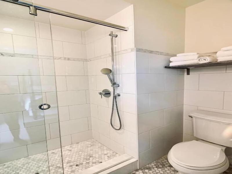 Woodbourne Inn image