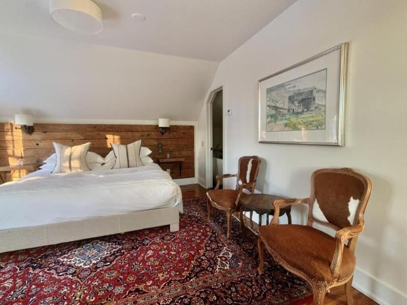 Woodbourne Inn image