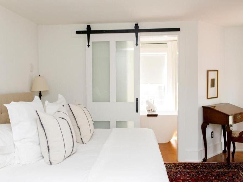 Woodbourne Inn image