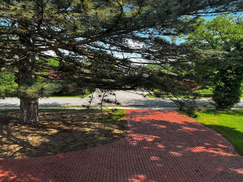 Woodbourne Inn image