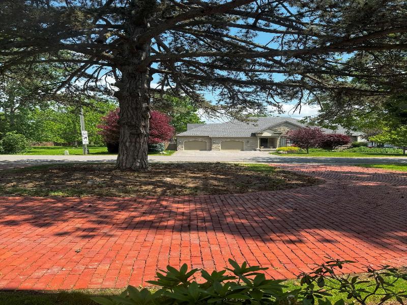 Woodbourne Inn image