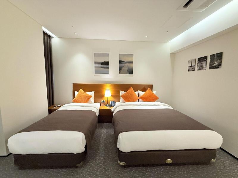 Hotels One image