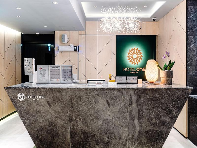 Hotels One image