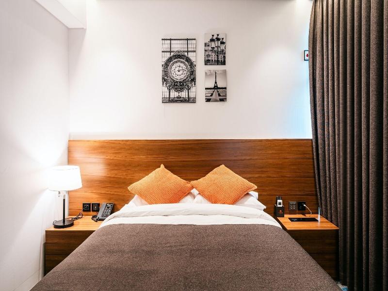 Hotels One image